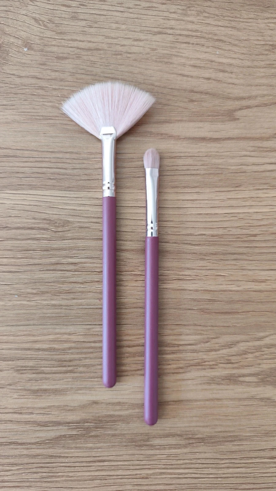 2 pincéis de maquiagem para olhos e rosto novos - Nocibé – photo 4